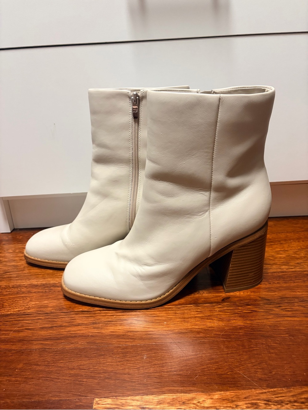 Women’s Cream Zip Ankle Boots